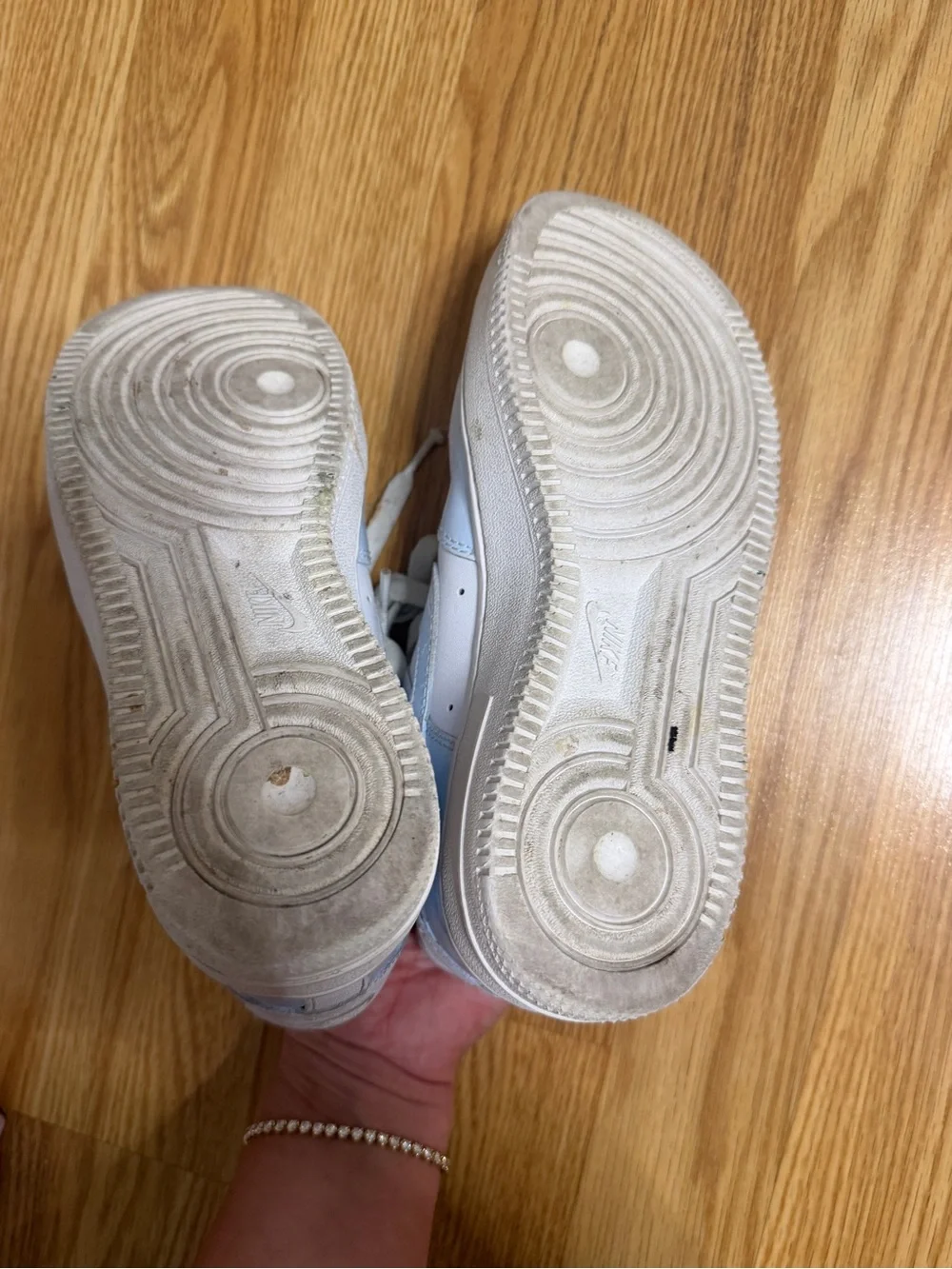 Nike Kids Light Blue and White Low-Top Sneakers